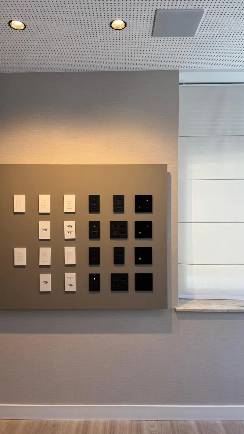Automation keypads in different finishes