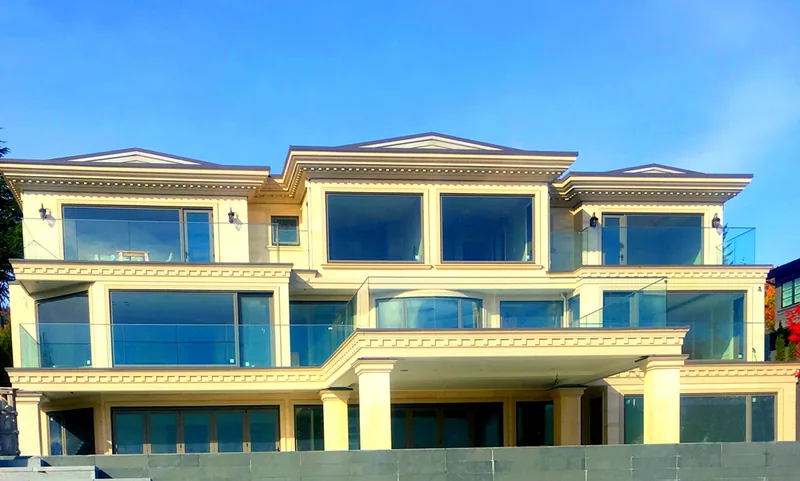 Fachada de casa com automação HDL
